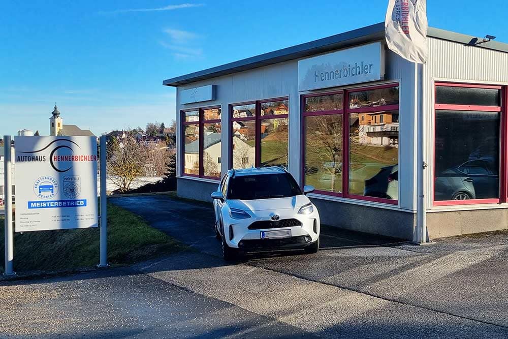 Öffnungszeiten Autohaus Hennerbichler